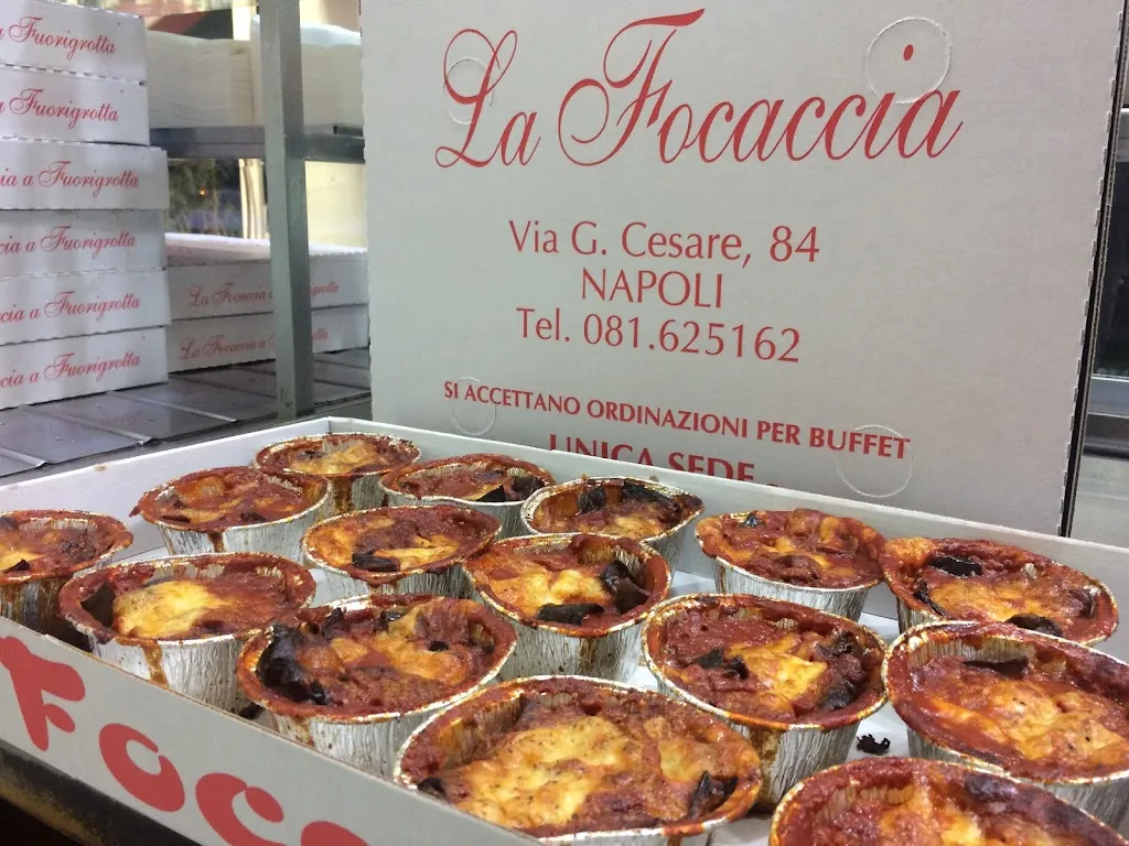 LA FOCACCIA a Fuorigrotta_Fuorigrotta_slider_image_2