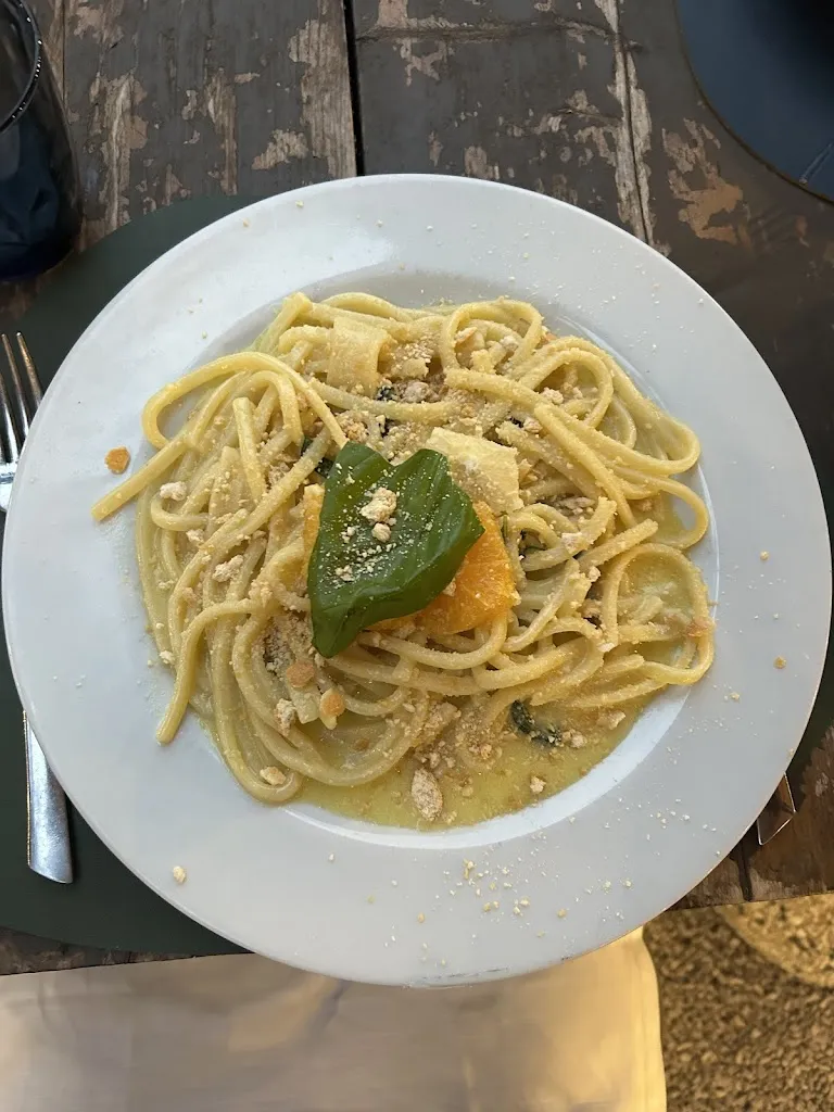 Monica Caso_Agrumeto_Fuorigrotta_review