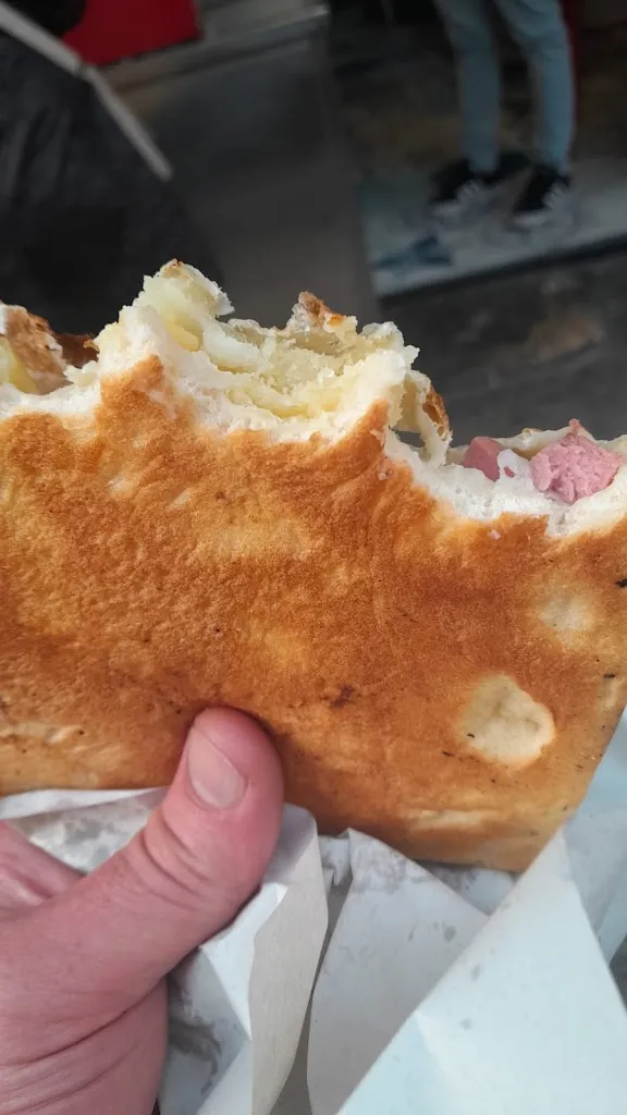 Luigi Cammarata _Friggipizza di Davide_Fuorigrotta_review