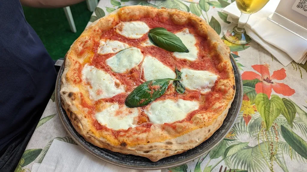 Laura Porro_Pizzeria Cafasso dal 1953_Fuorigrotta_review