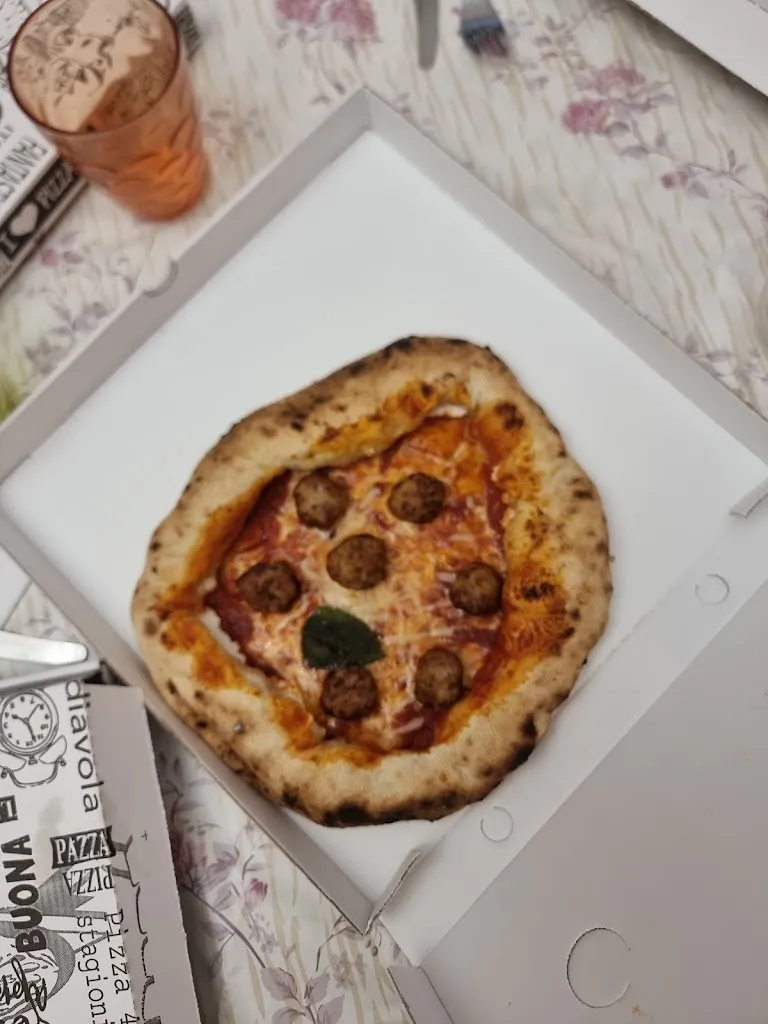 Alessandro_Trattoria Pizzeria ReFè_Fuorigrotta_review