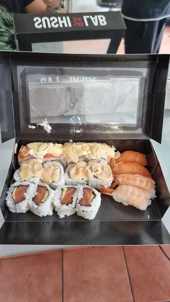 Menu_Sushi Lab - Poke & More_Fuorigrotta_image_3