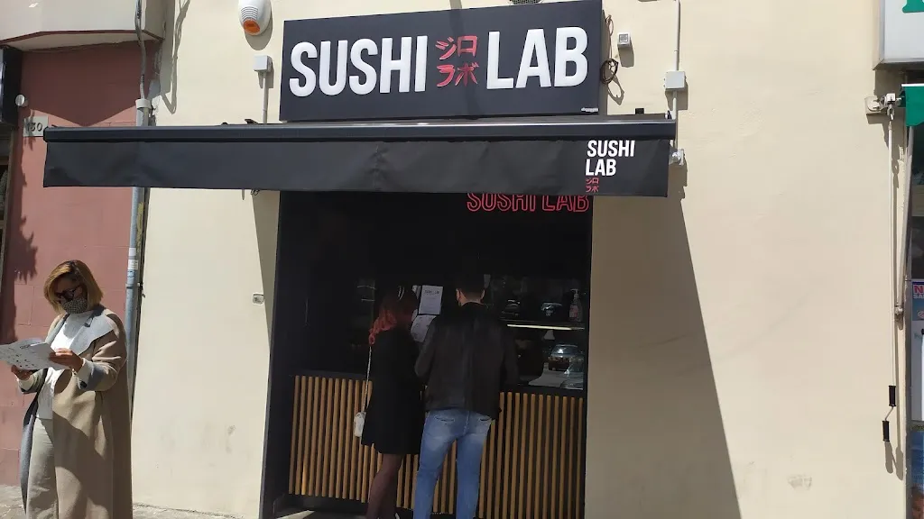 Sushi Lab - Poke & More restaurant in Fuorigrotta