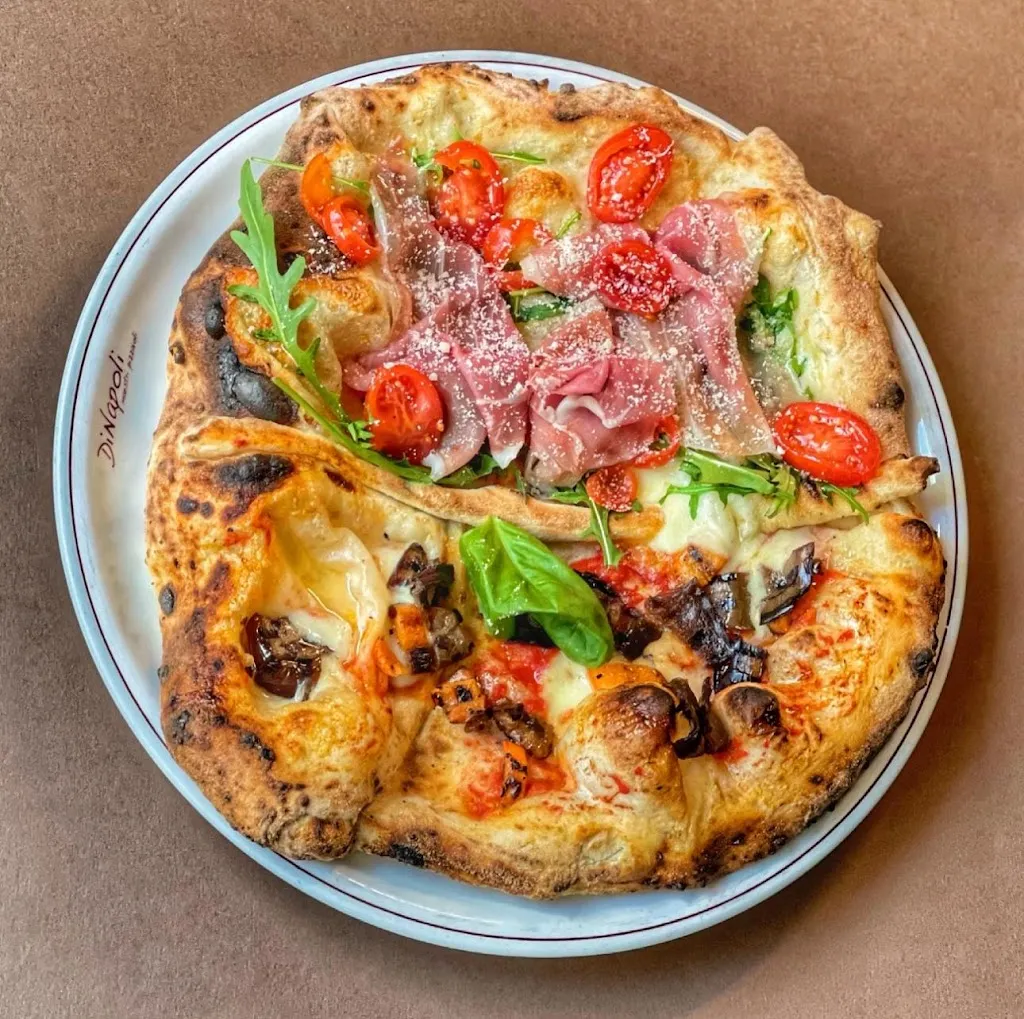 Pizzeria Di Napoli_Fuorigrotta_slider_image_3