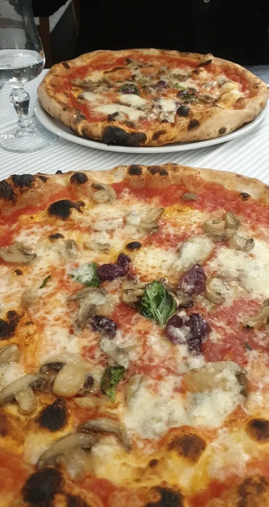 Jenna_Taverna Del Mangione_Fuorigrotta_review