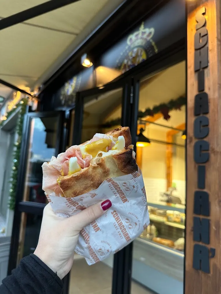 Schiacciana'_Fuorigrotta_slider_image_1