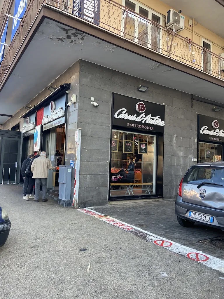 Md Faisal Hossain_Carni d'Autore_Fuorigrotta_review