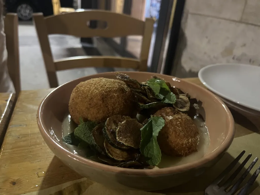 Stefania Imparato_Flègo_Fuorigrotta_review