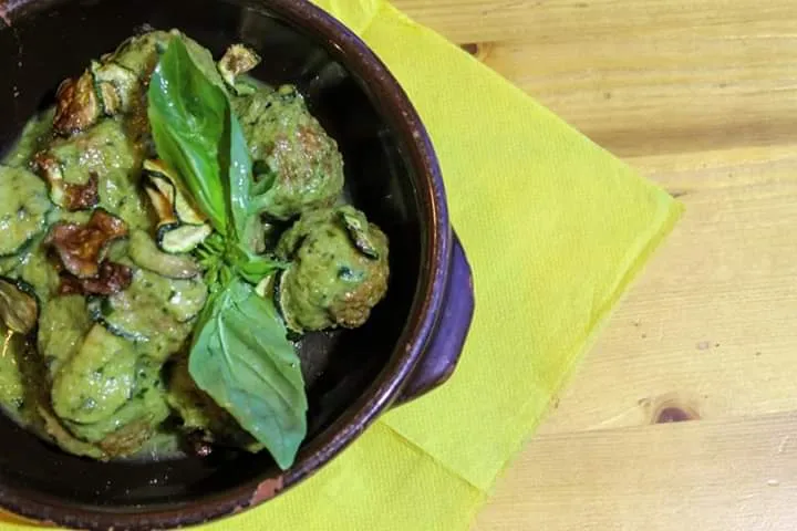 Flègo restaurant in Fuorigrotta