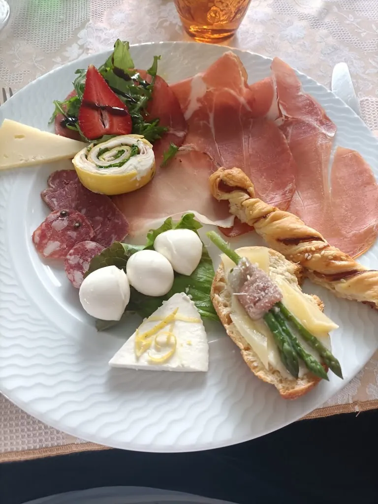 Michele Frangiosa_Ristorante Il Cacciatore_Guardia Lombardi_recensione