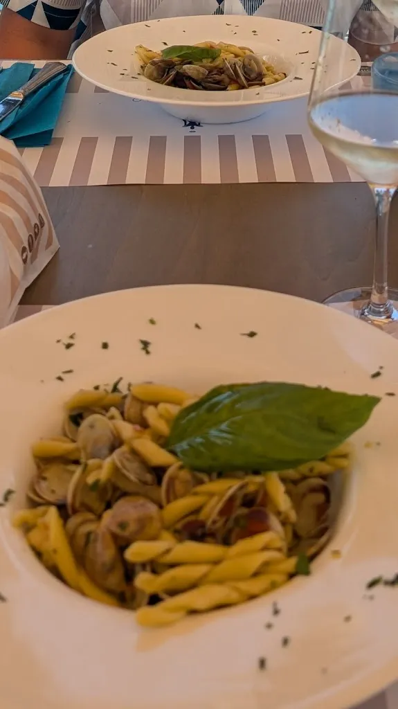 Elizabeth Puskorius_Trabocco San Giacomo_Marina di San Vito_review