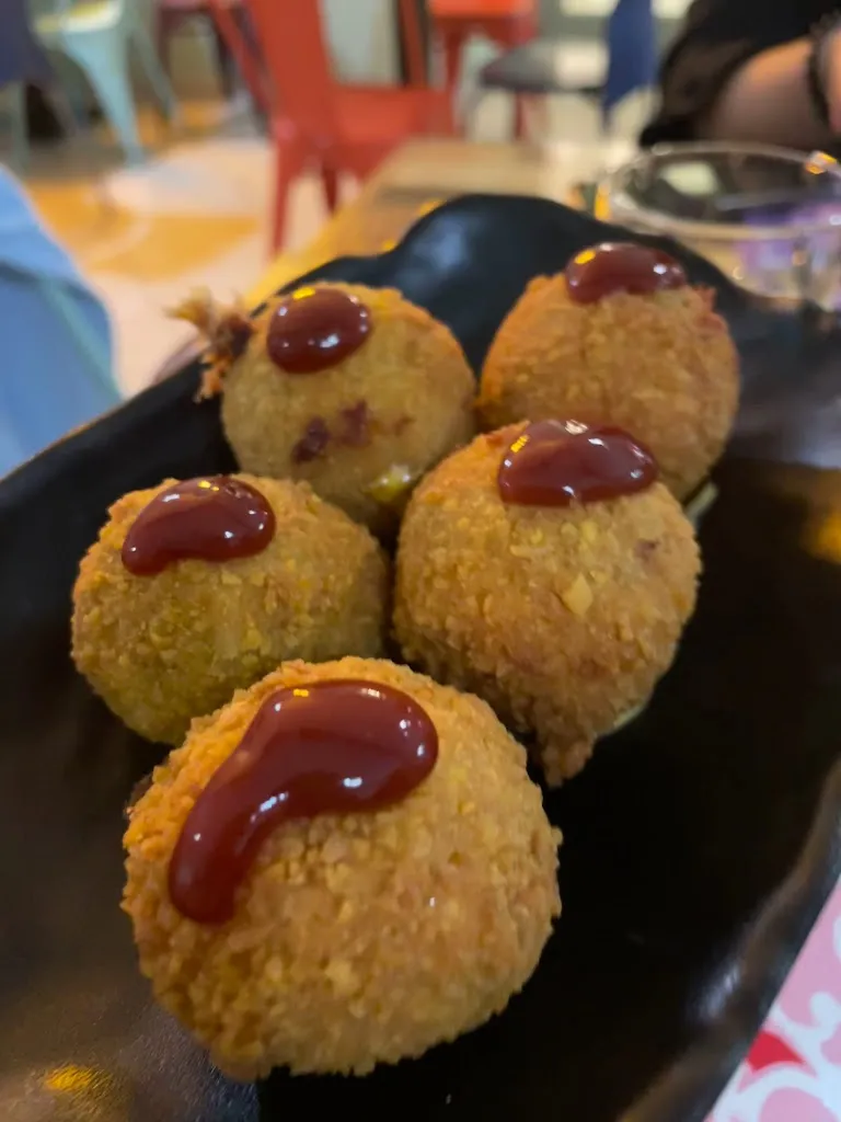 Tommaso Cogliano_Backstair Pub_Guardia Lombardi_review