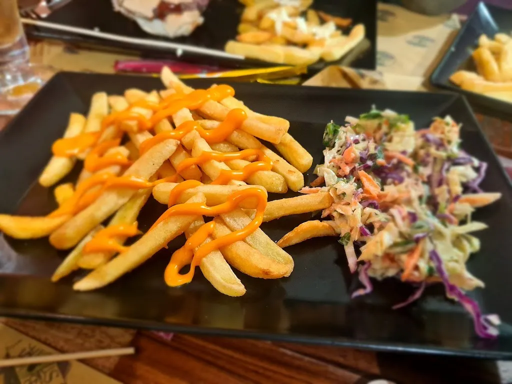 Sonia Popoli_Backstair Pub_Guardia Lombardi_review