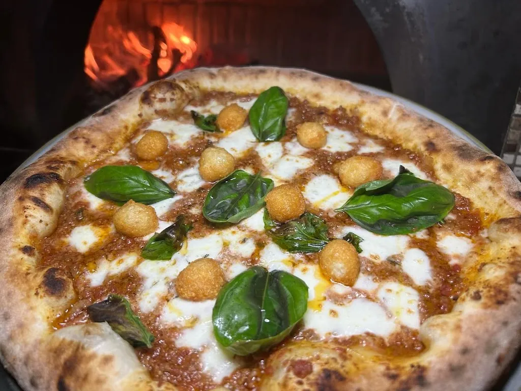 Pizzeria La Vittoria_Guardia Sanframondi_slider_image_3