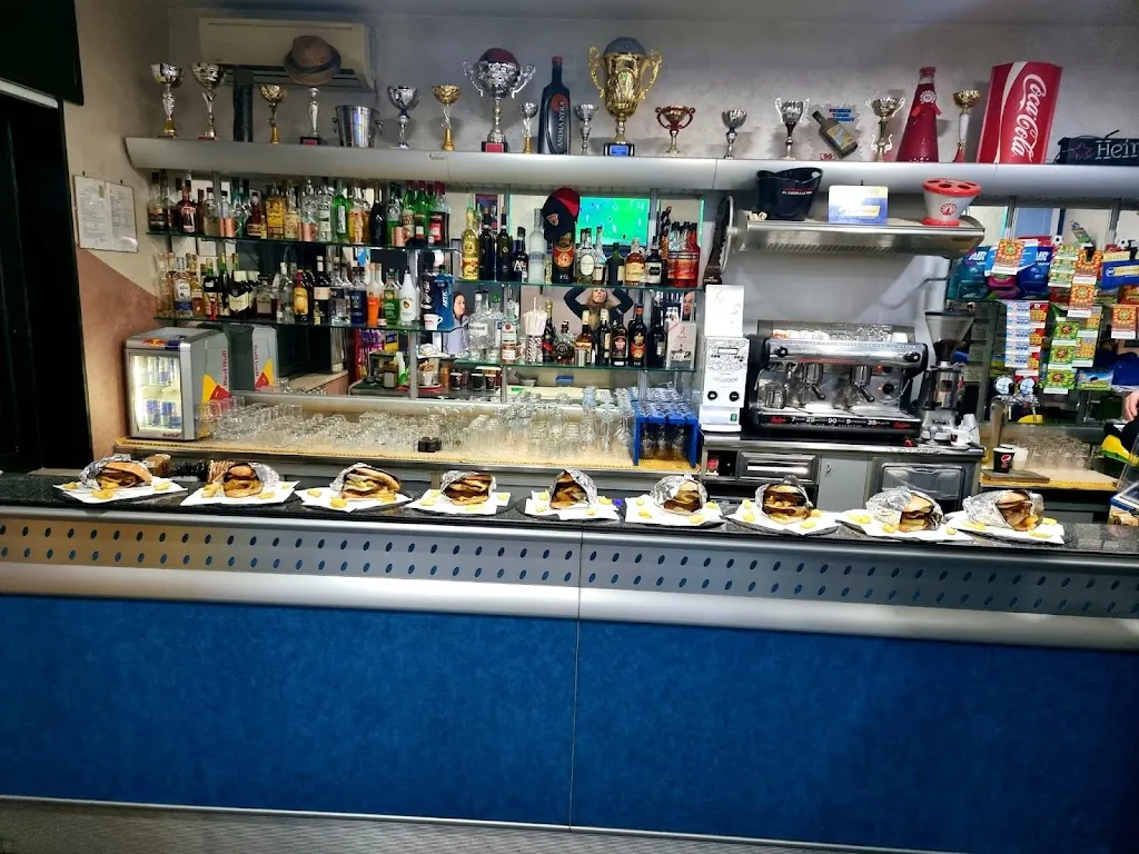 Bar Paninoteca L'OASIS ristorante a Guardia Sanframondi