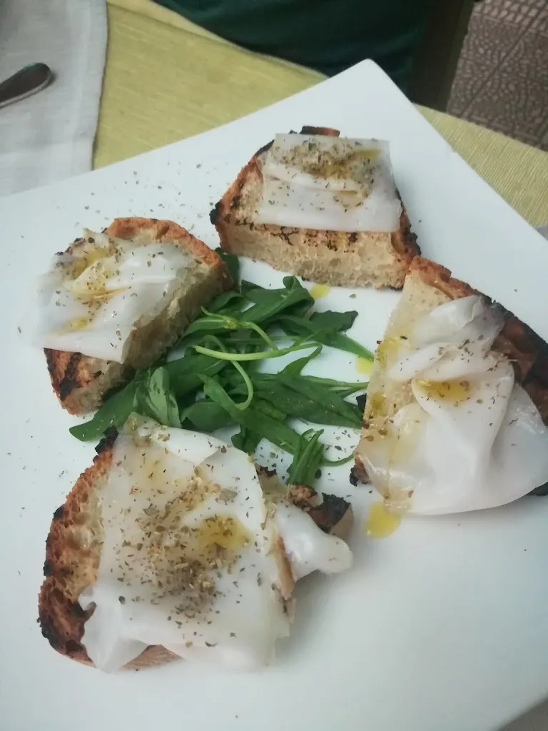 paola martino_Ristorante-Pizzeria La Meridiana_Guardia Sanframondi_review