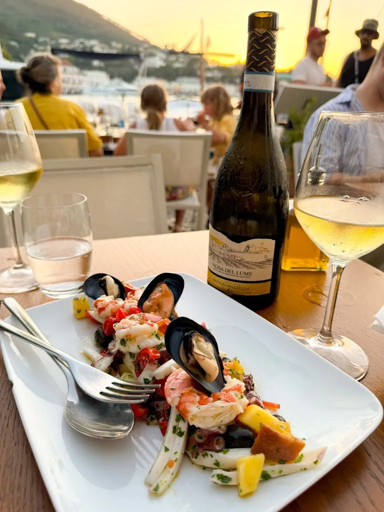 Cadence Michael-Almasi_Tiramisù - Seafood Restaurant - Ischia Porto_Ischia Porto_review