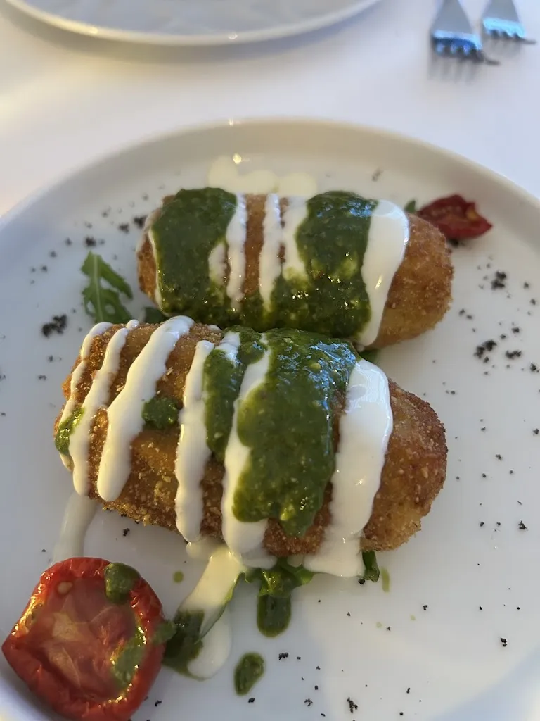 Katie Fong_Tiramisù - Seafood Restaurant - Ischia Porto_Ischia Porto_review