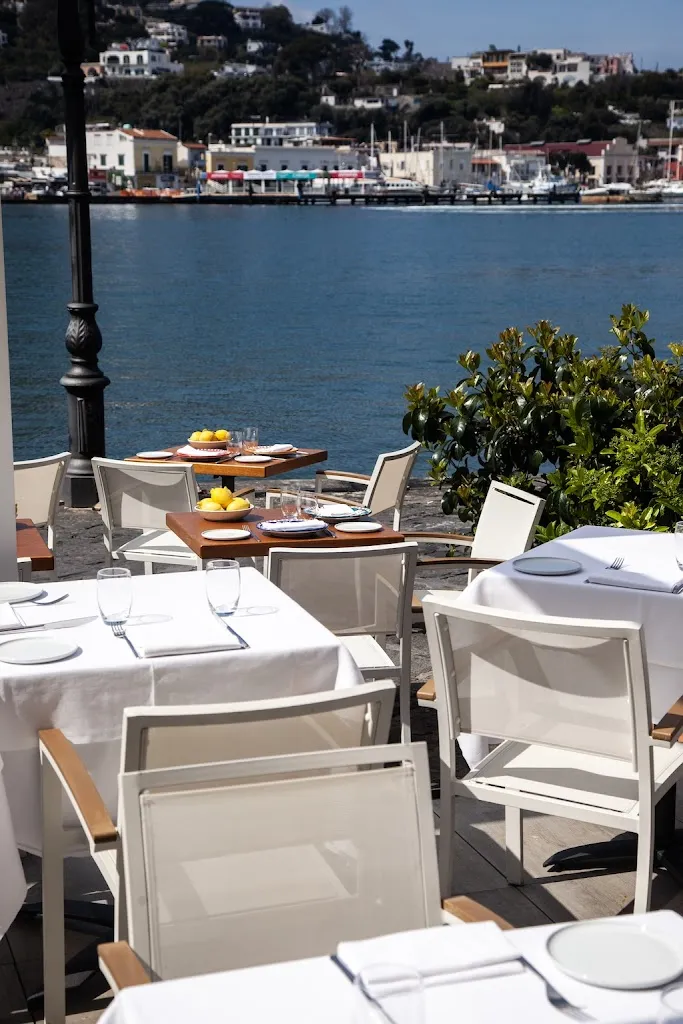 Tiramisù - Seafood Restaurant - Ischia Porto restaurant in Ischia Porto