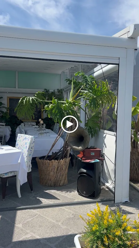 Restaurant Auras_Ischia Porto_slider_image_2