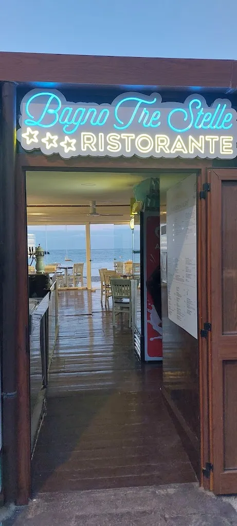 Bagno Tre Stelle restaurant in Ischia Porto