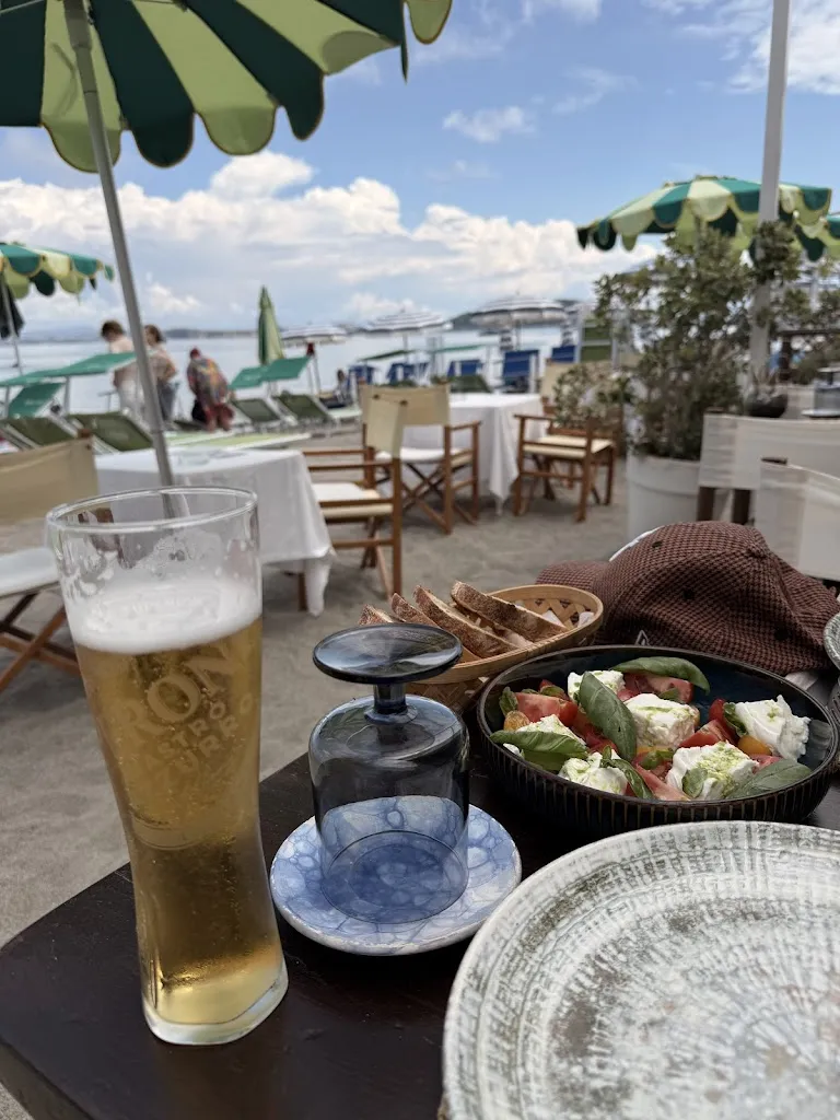 jakub jeziorny_Cap e Fierr - Ristorante - Bar - Spiaggia - Ischia_Ischia Porto_review