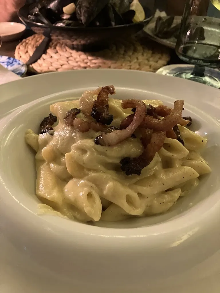 Rebecca Di Benedetto_Cap e Fierr - Ristorante - Bar - Spiaggia - Ischia_Ischia Porto_review