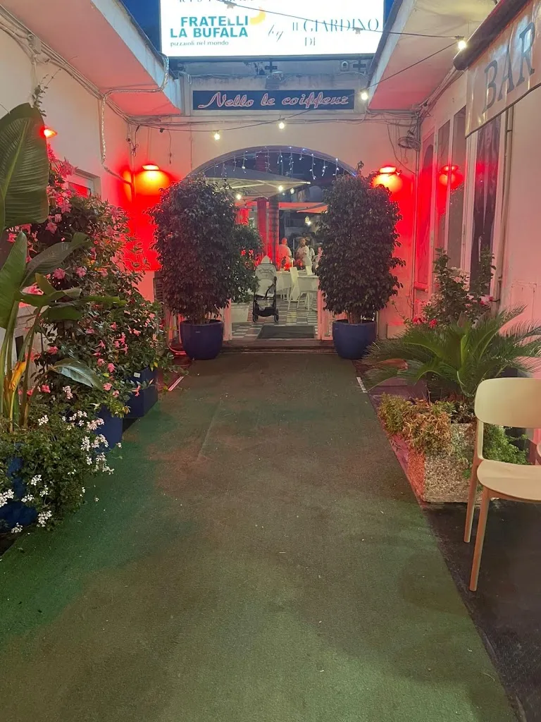 Giardino di Enzo_Ischia Porto_slider_image_3