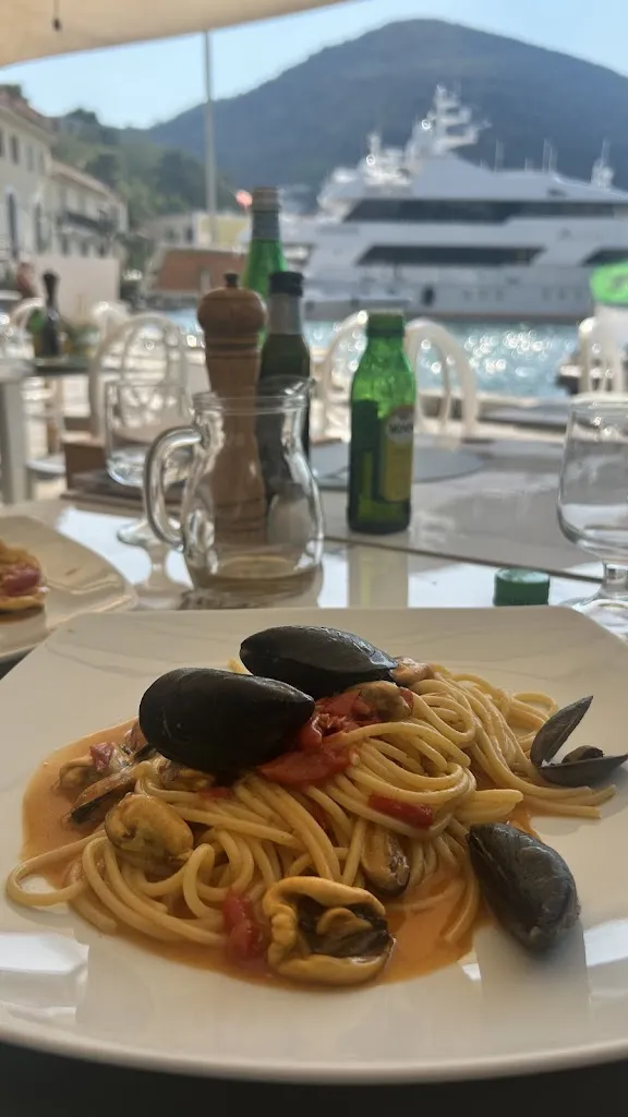 Kornelia Kucaj_Ristorante Ischia Porto - Pane e Vino_Ischia Porto_review