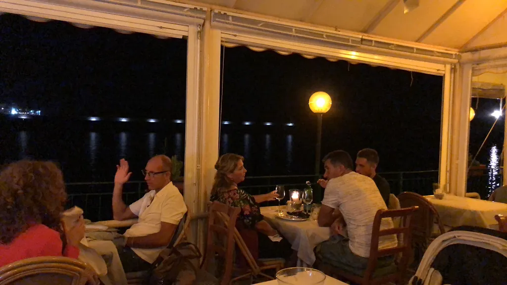 Restaurant La Baia Del Clipper restaurant in Ischia Porto