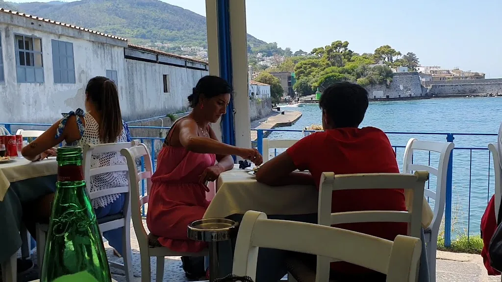 Restaurant La Baia Del Clipper_Ischia Porto_slider_image_2