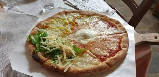 Barcoc restaurant in Laureana Cilento