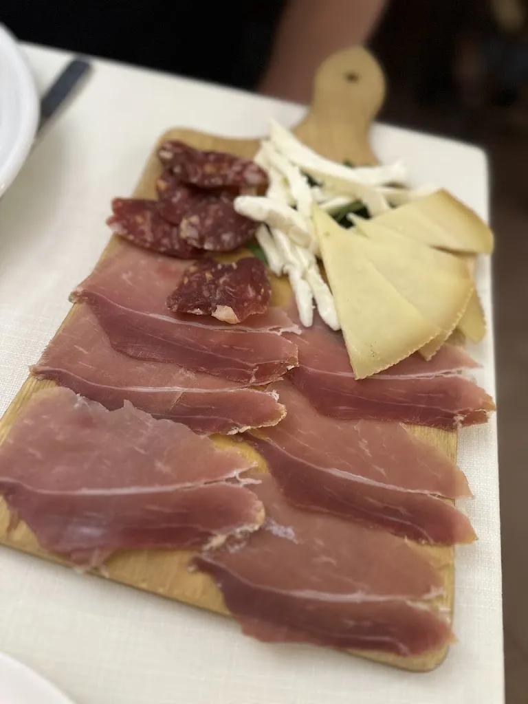 La Sartania_Lanzara_slider_image_3