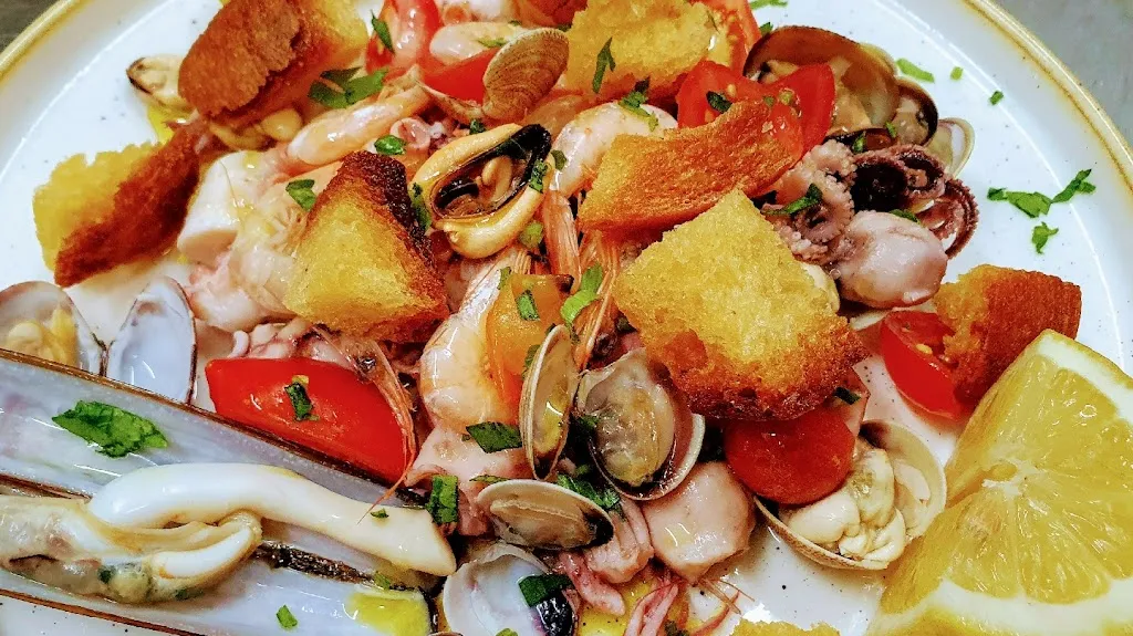 Mamma Rosa_Lanzara_slider_image_3