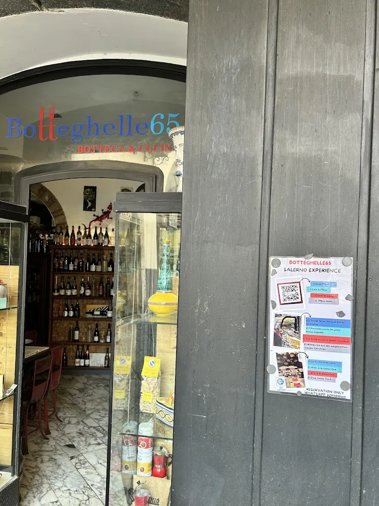 Botteghelle 65 restaurant in Lanzara