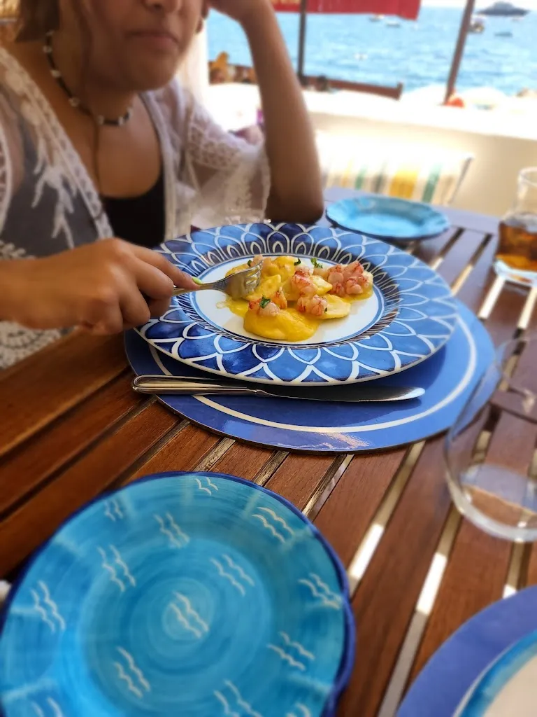 Menu_TREVILLE Beach Club_Laurito_immagine_7