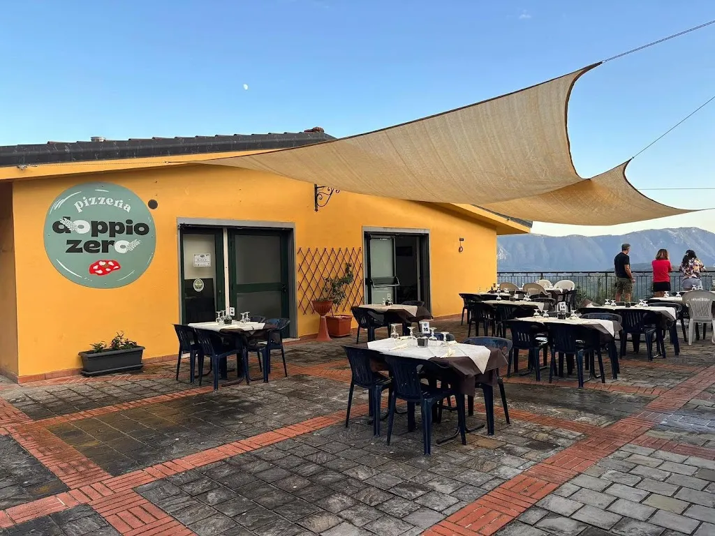 Pizzeria Doppio Zero restaurant in Laurito