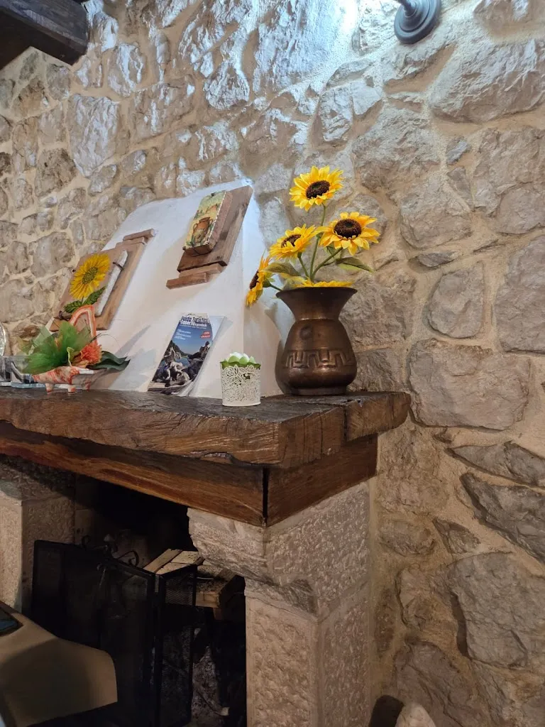 Locanda dei briganti_Letino_slider_image_3