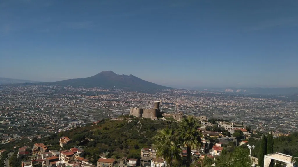 Kadja de Castro_Paradiso di Lettere Resort_Lettere_review