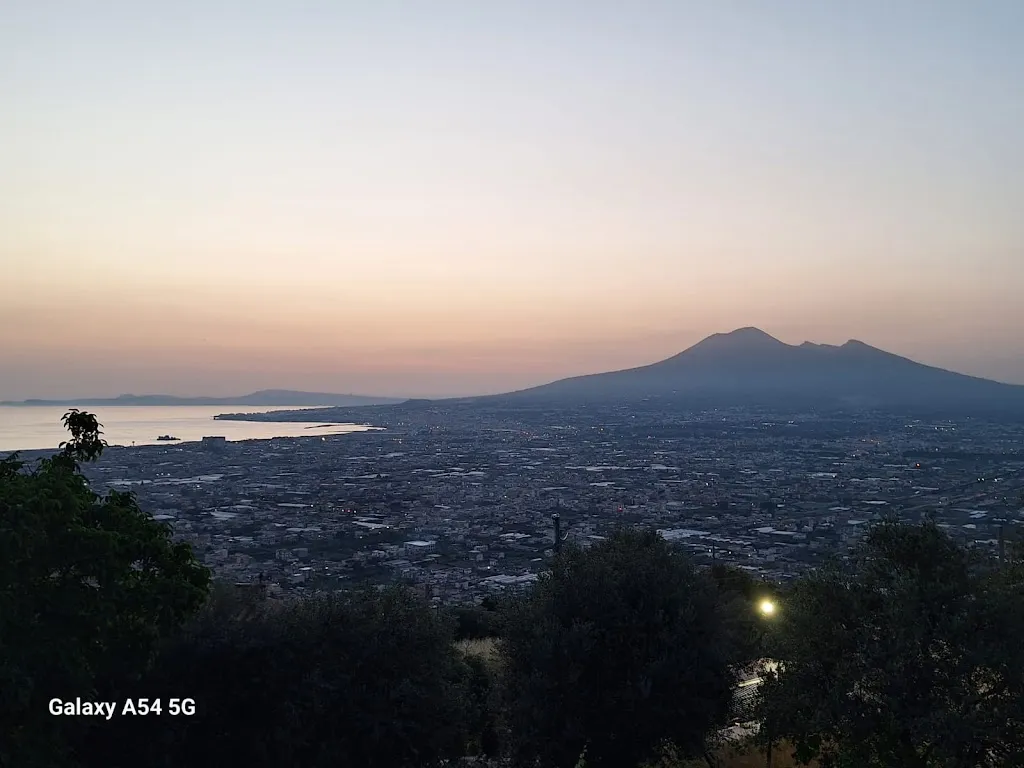 Luca_Pantarei food&love Braceria luxury champagne bar_Lettere_review