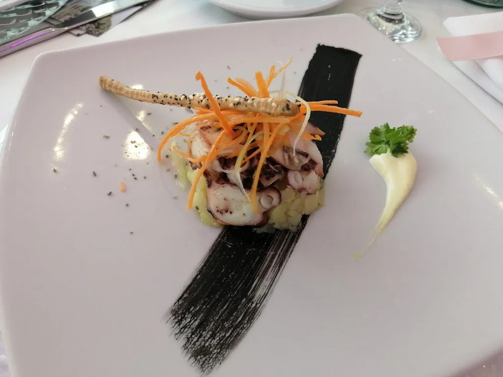 Villa Ristorante Le Chateau_Lettere_slider_image_3