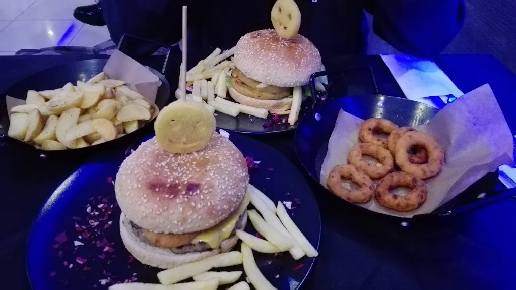 AlessiaZoe_Noire_Luogosano_review