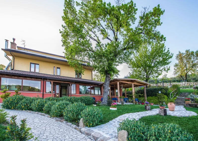 Farm Holiday Le Contrade Di Michele Pacillo_Luogosano_slider_image_1