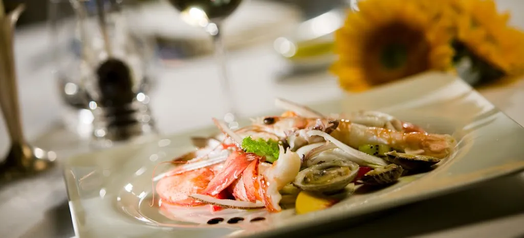 Qui Rido_Lustra_slider_image_3