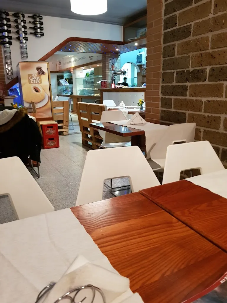 Mimi e Coco Pizzeria_Lioni_slider_image_3