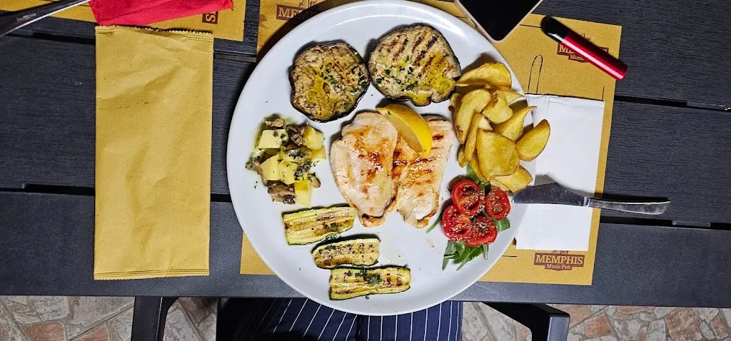 Rocco Gervasio_Memphis Pub Pizzeria_Lioni_recensione