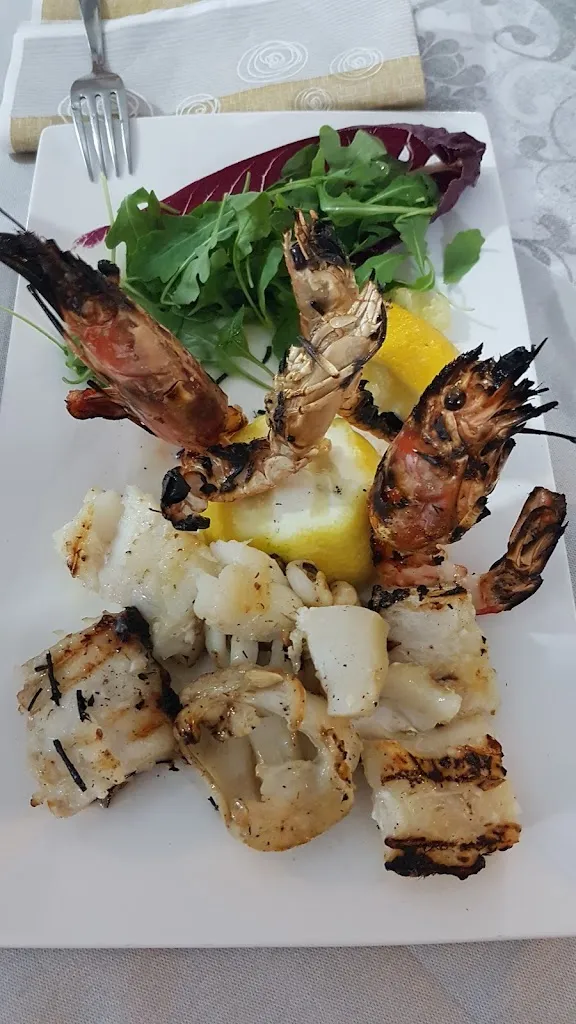 Luigi Scafuto_Antica quercia_Lioni_review