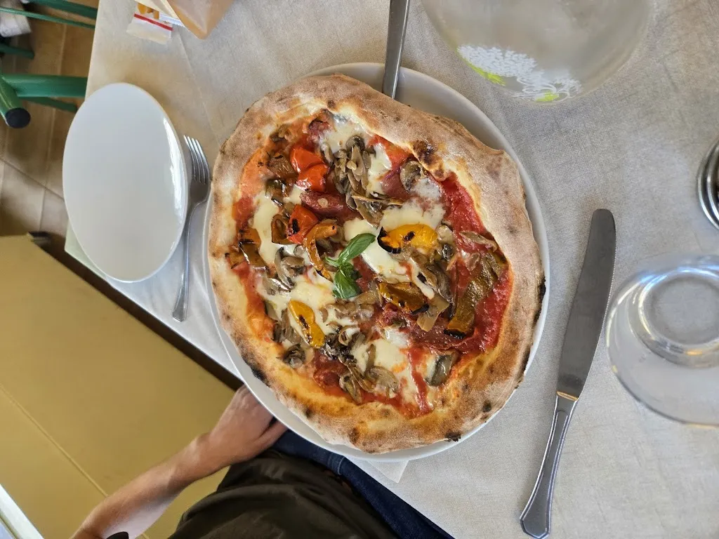 Amy Akers_Mammato1890_Maiori_review