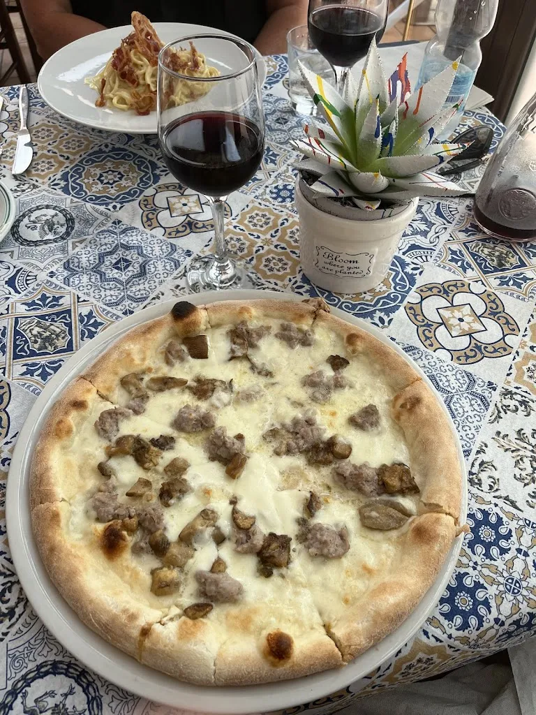 kevin ives_La Terrazza_Maiori_review