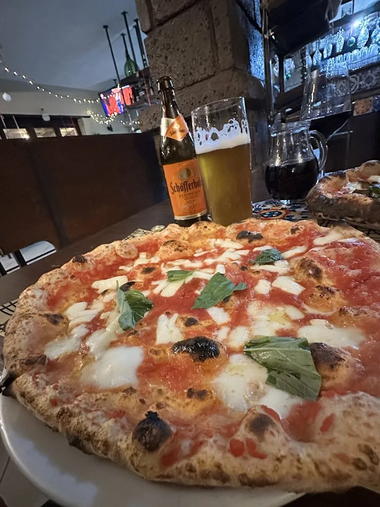 Alex C_Torre al Castello_Manocalzati_review